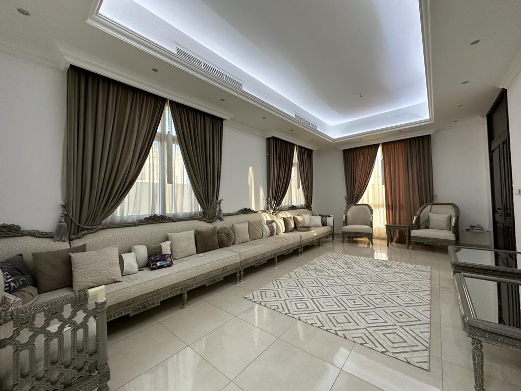 5 bed, 6 bath Villa for rent in Al Barsha South 2, Al Barsha South, Al Barsha, Dubai for price AED 300000 yearly 