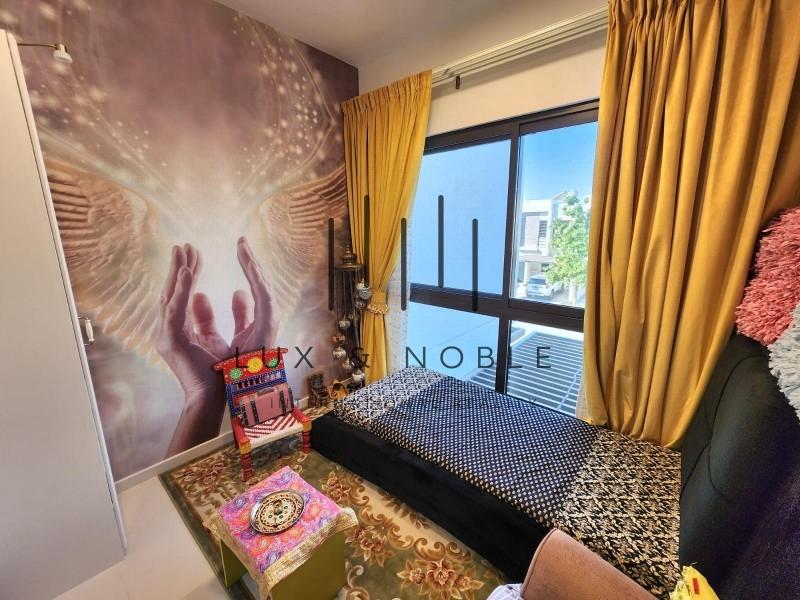 5 bed, 4 bath Villa for rent in Aurum Villas, Claret, Damac Hills 2, Dubai for price AED 110000 yearly 
