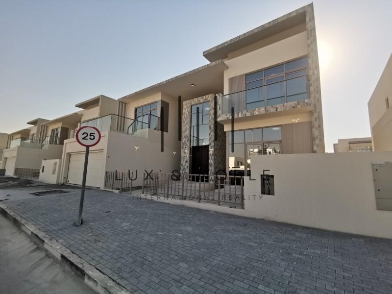 4 bed, 5 bath Villa for rent in Quortaj, North Village, Al Furjan, Dubai for price AED 345000 yearly 