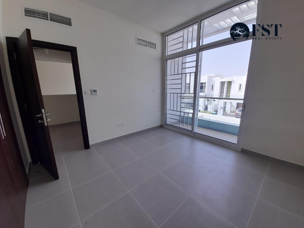 3 bed, 4 bath Villa for sale in Mudon Views, Mudon, Dubai for price AED 2350000 