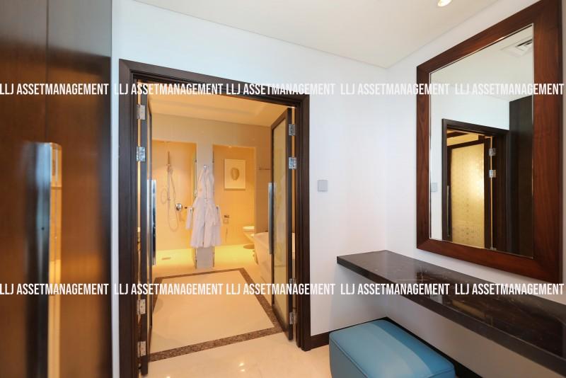 1 bed, 2 bath Hotel & Hotel Apartment for sale in Marina Residences 6, Marina Residences, Palm Jumeirah, Dubai for price AED 2500000 