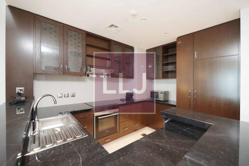 1 bed, 2 bath Hotel & Hotel Apartment for sale in Marina Residences 6, Marina Residences, Palm Jumeirah, Dubai for price AED 2600000 