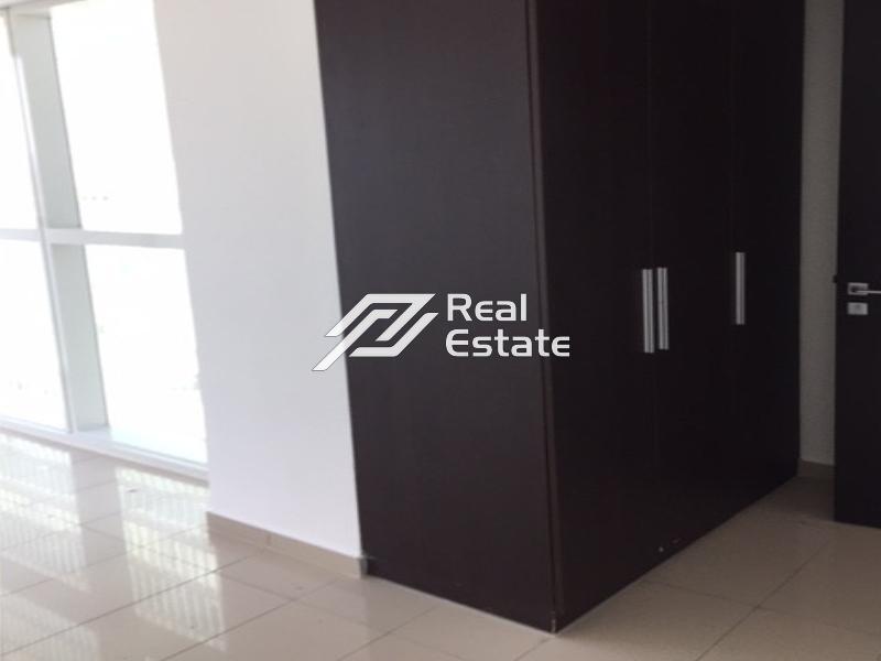 1 bed, 2 bath Apartment for rent in RAK Tower, Marina Square, Al Reem Island, Abu Dhabi for price AED 60000 yearly 