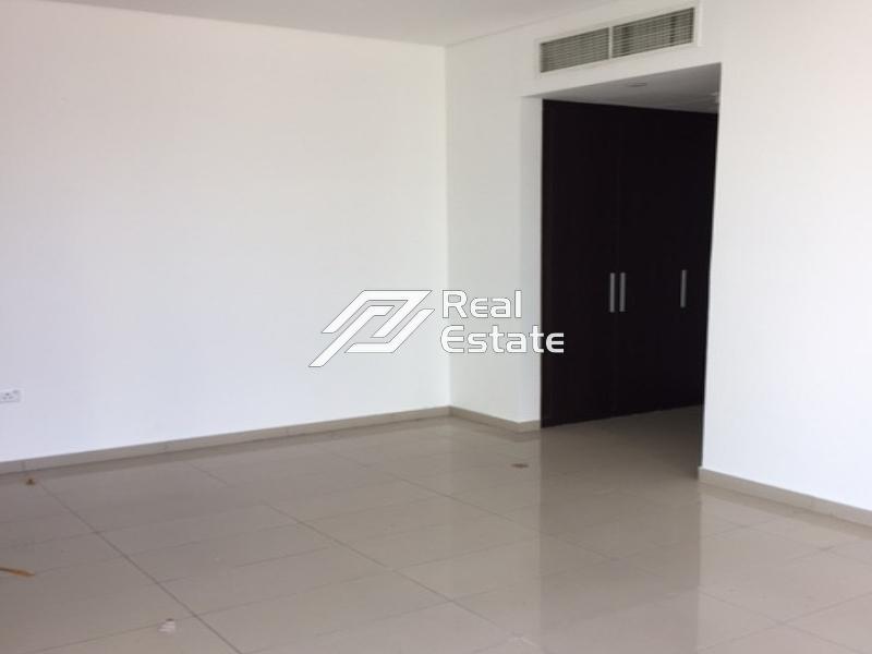 1 bed, 2 bath Apartment for rent in RAK Tower, Marina Square, Al Reem Island, Abu Dhabi for price AED 60000 yearly 