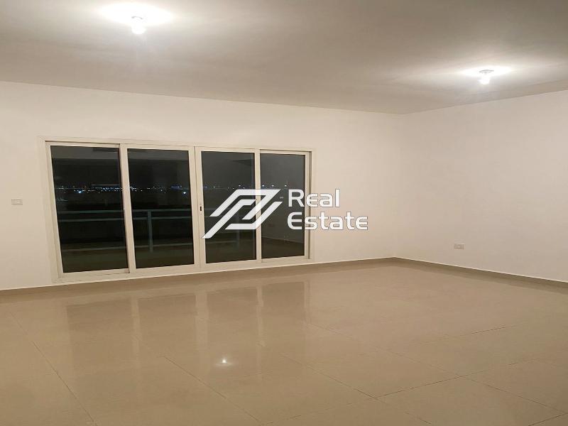 2 bed, 3 bath Apartment for sale in Reef Residence, District 13, Jumeirah Village Circle, Dubai for price AED 800000 