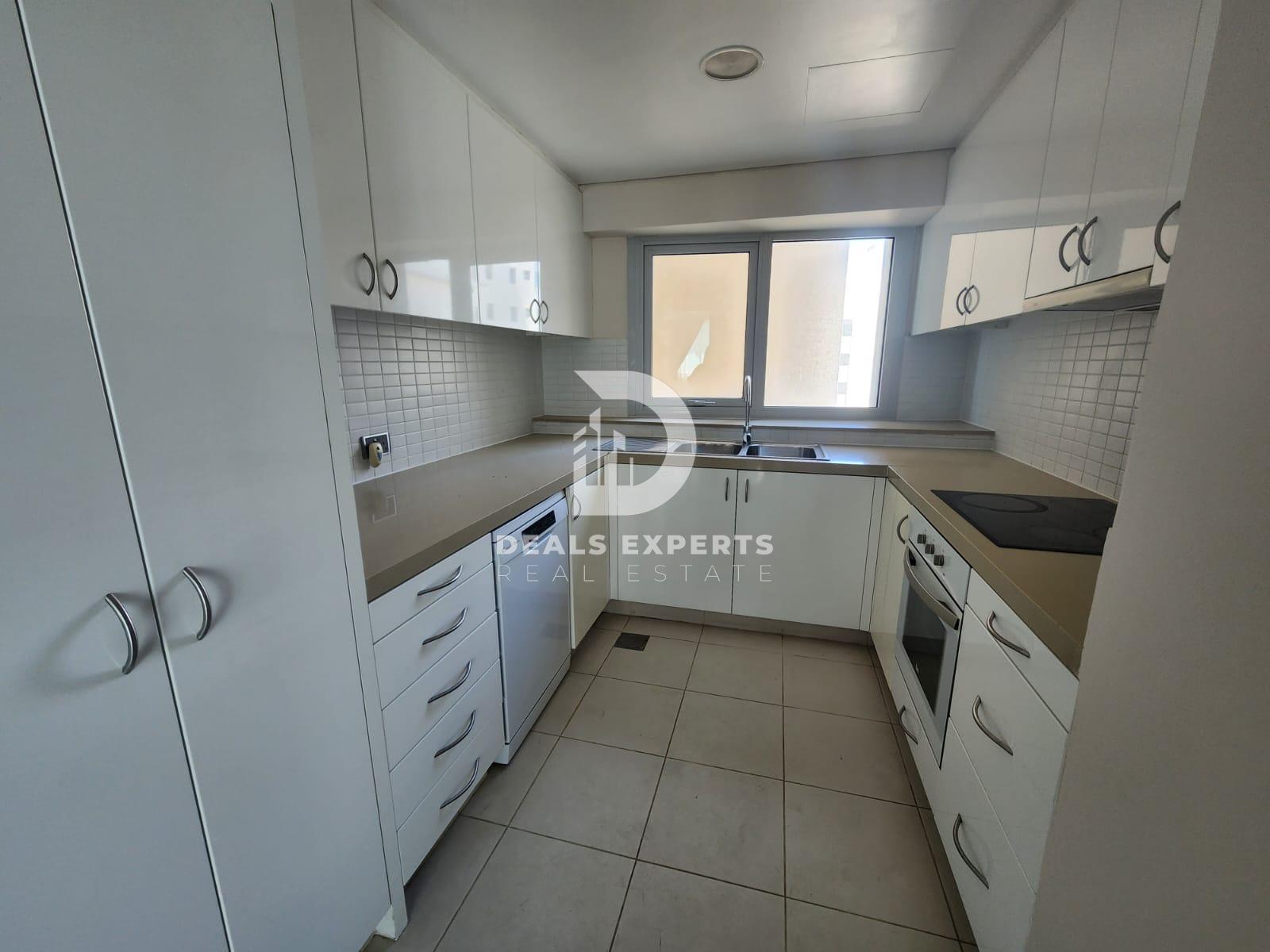 4 bed, 5 bath Apartment for sale in Al Rahba, Al Muneera, Al Raha Beach, Abu Dhabi for price AED 2875000 